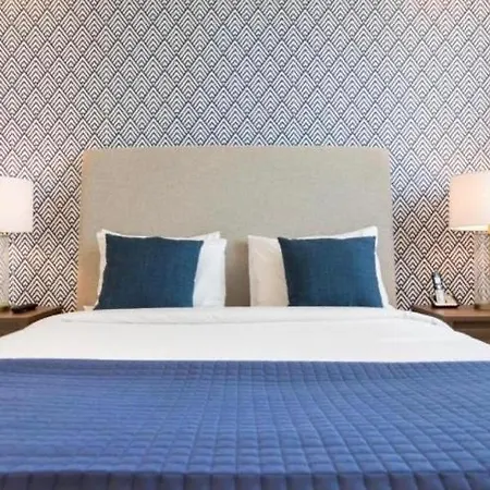 Gc Sun Club Family Spa & Pool & Sauna Apartment